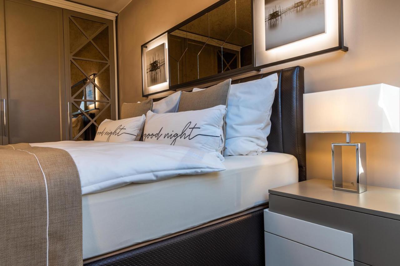 Deluxe Apartment Mit Tiefgarage In Naehe Messe-Bmw-Porsche-Dhl-Flughafen-Flugzeugwerk Der Deutsche Aircraft Leipzig Luaran gambar